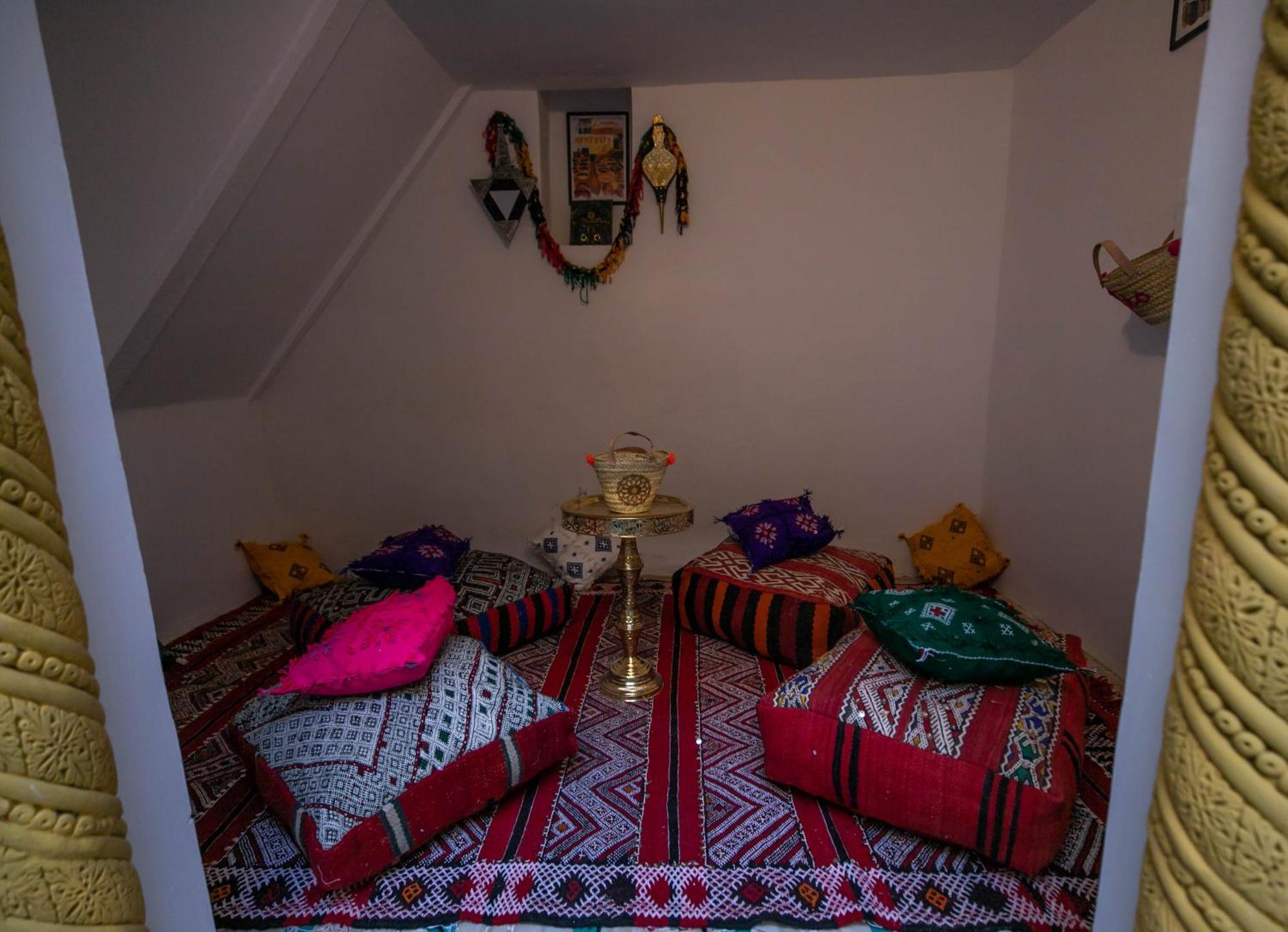 Riad Qamar Fez Buitenkant foto